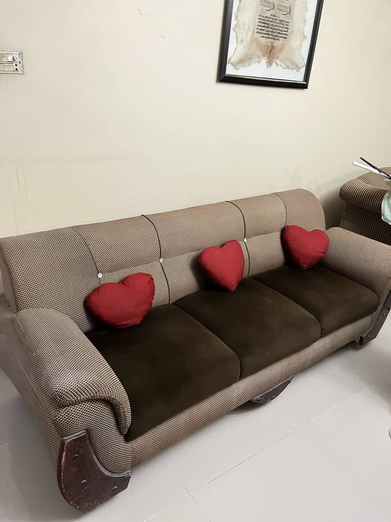 3 seater sofa 0