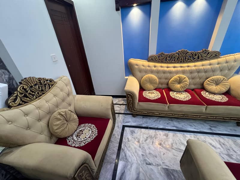 Sofa set 7 seats 1