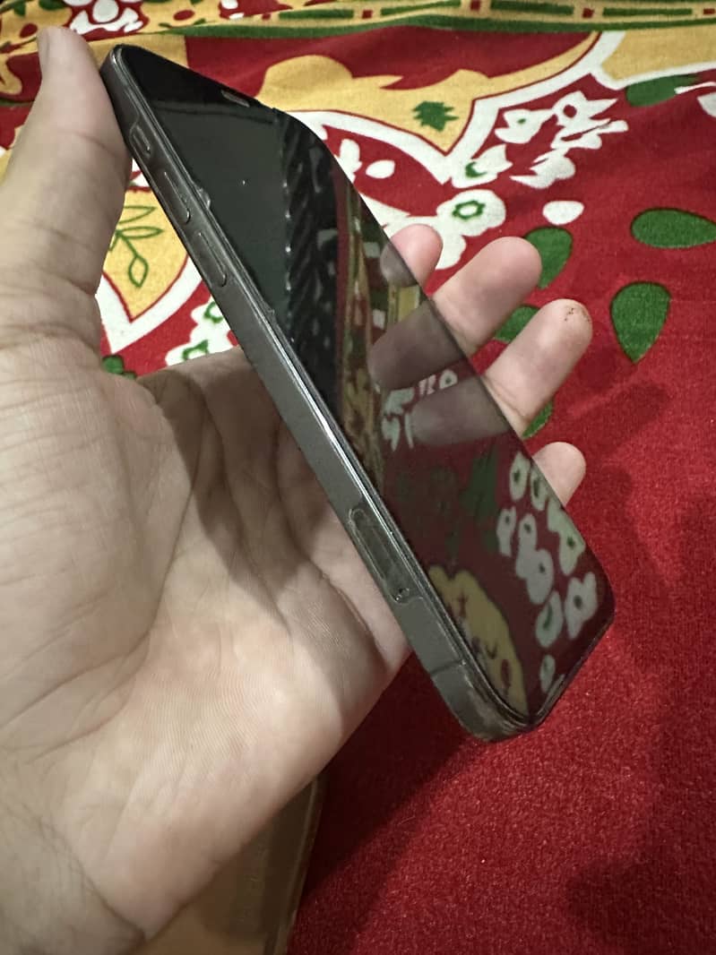 Apple iPhone 12 Pro 1