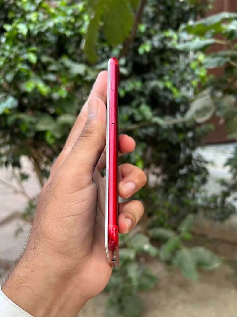 Apple iPhone 7 Plus 3