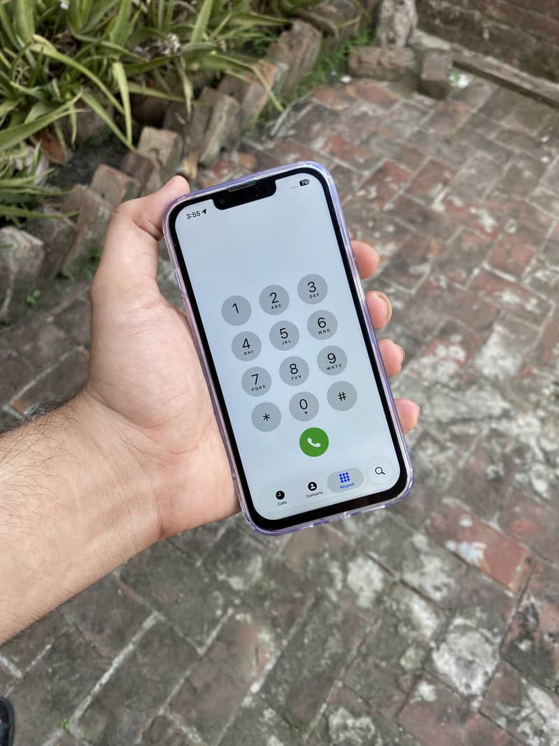Apple iPhone 13 6