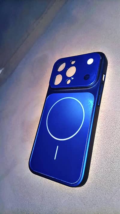 I phone 14 pro ka cover ha lakin Laga kar iphone 17 pro Laga ga