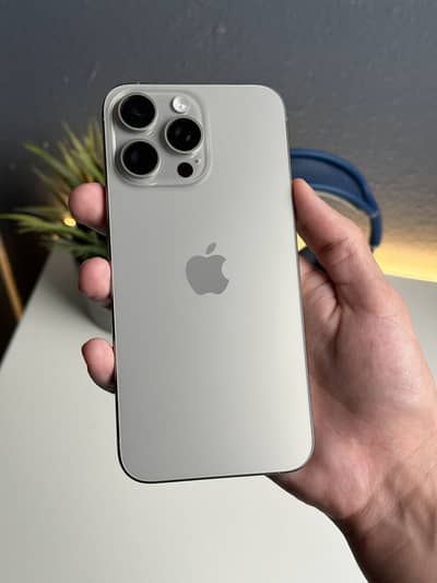 Apple iPhone 15 Pro Max