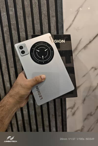 Lenovo legion tab y700