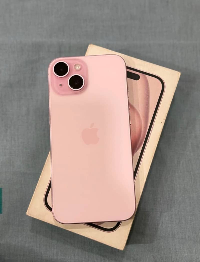 iPhone 15  0