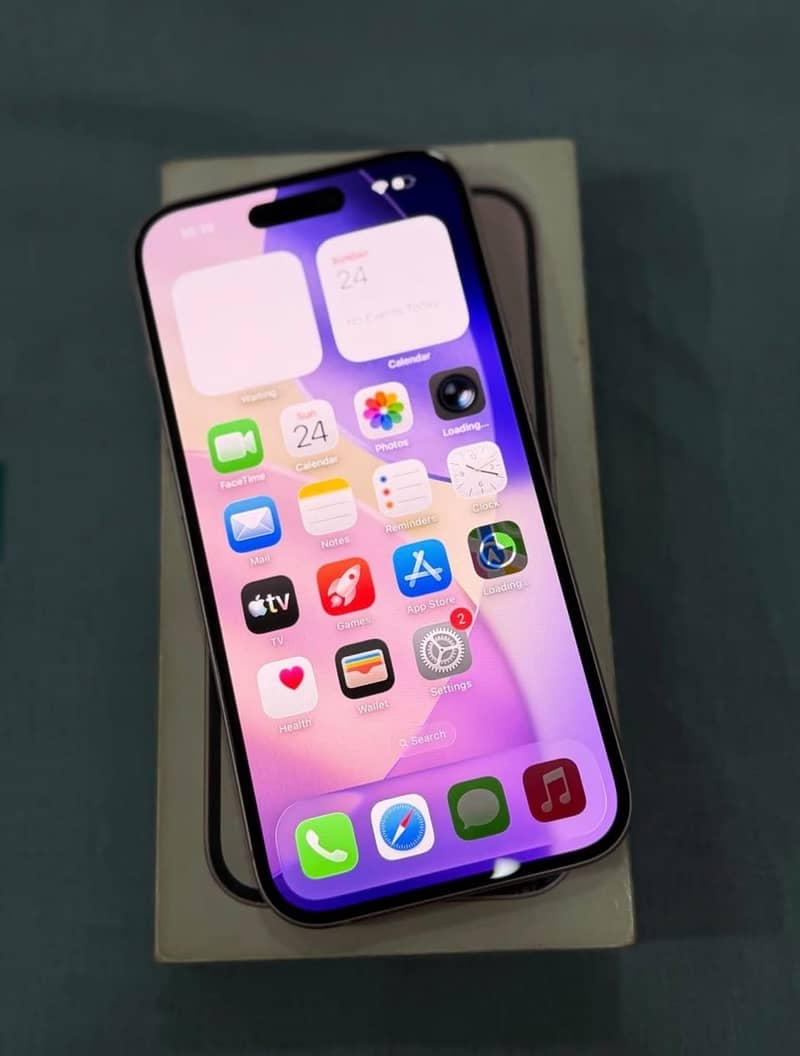 iPhone 15  1