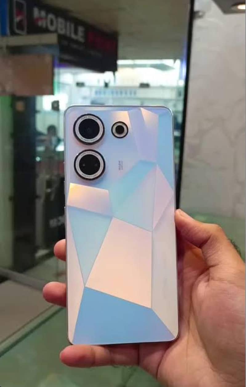 Tecno CAMON 20 Pro 0