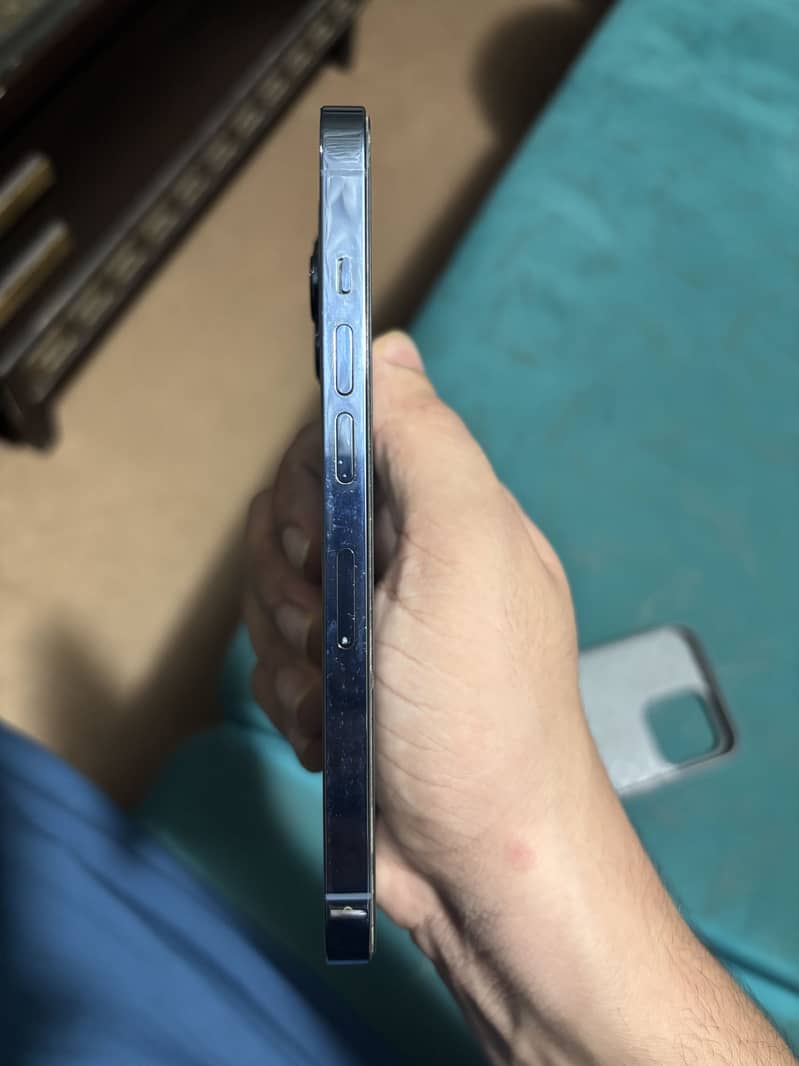 Apple iPhone 13 Pro 5