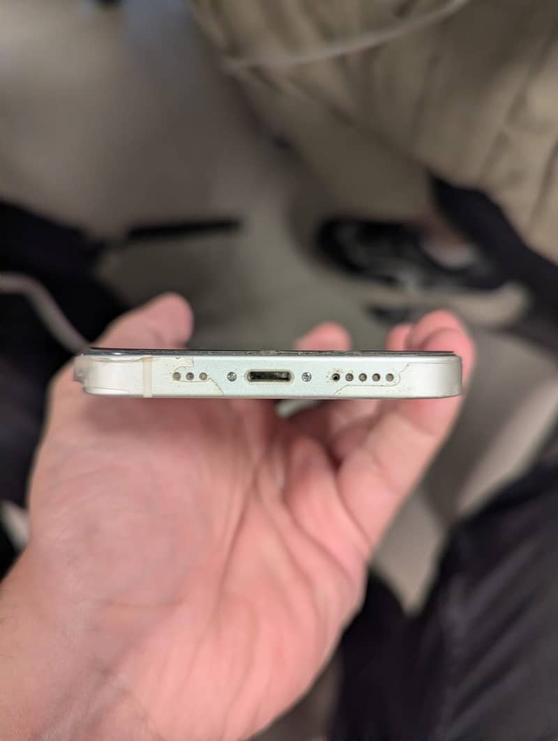 Apple iPhone 12 5