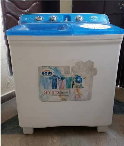 BOSS twin tub washing machine with spinner