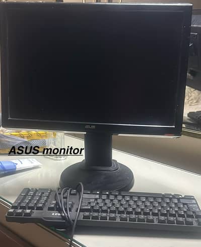 its used but look like new 29inch pc screen with mouse and keyboard
