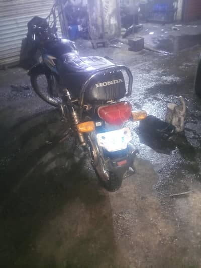 hi deluxe 70 bike contact num 03158318290