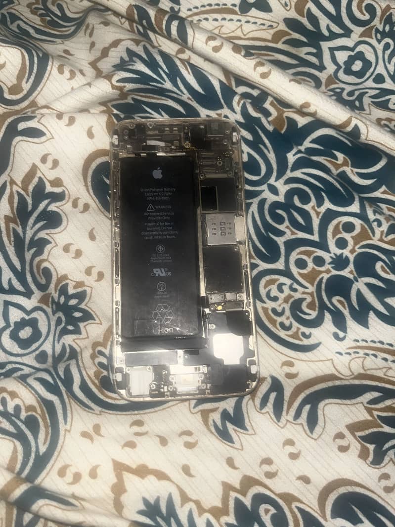 Apple iPhone 6 0
