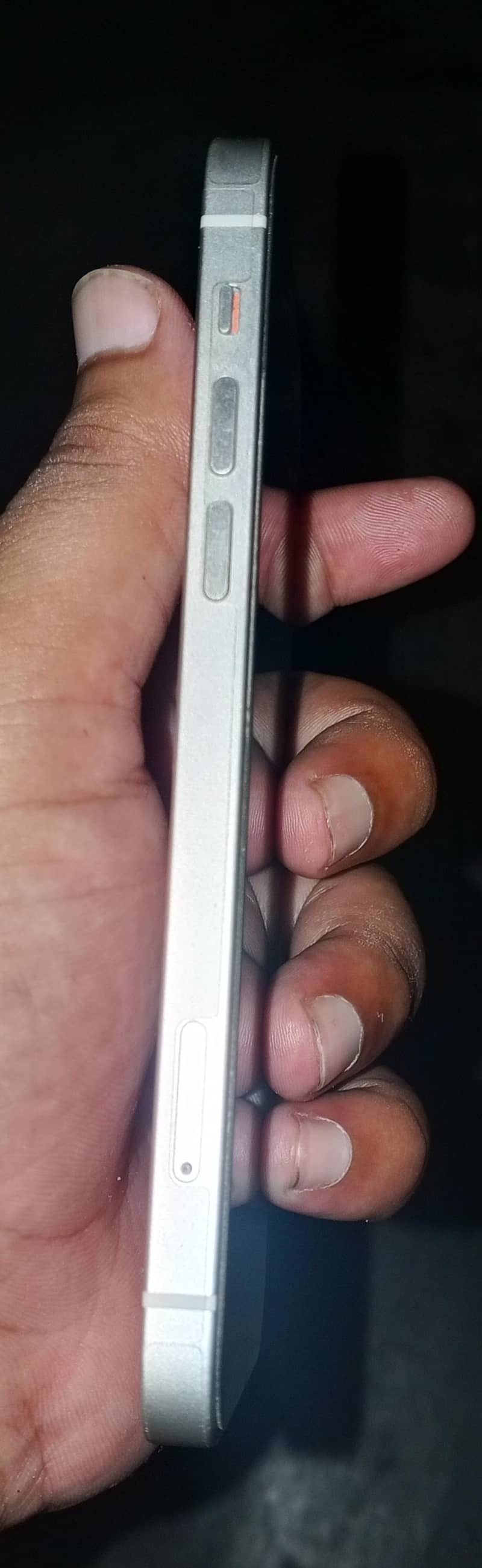 Apple iPhone 12 3