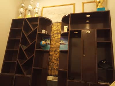 Book cases / Book shelves