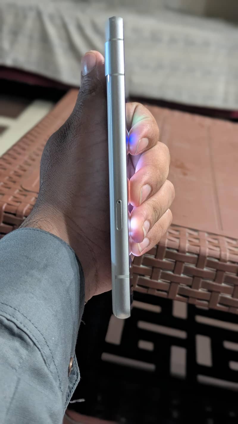Google Pixel 7a 3