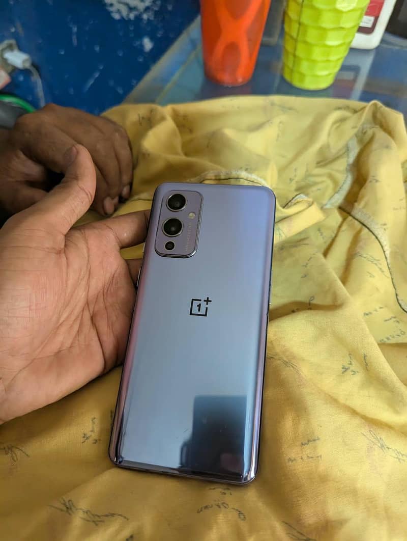 One Plus 9 4
