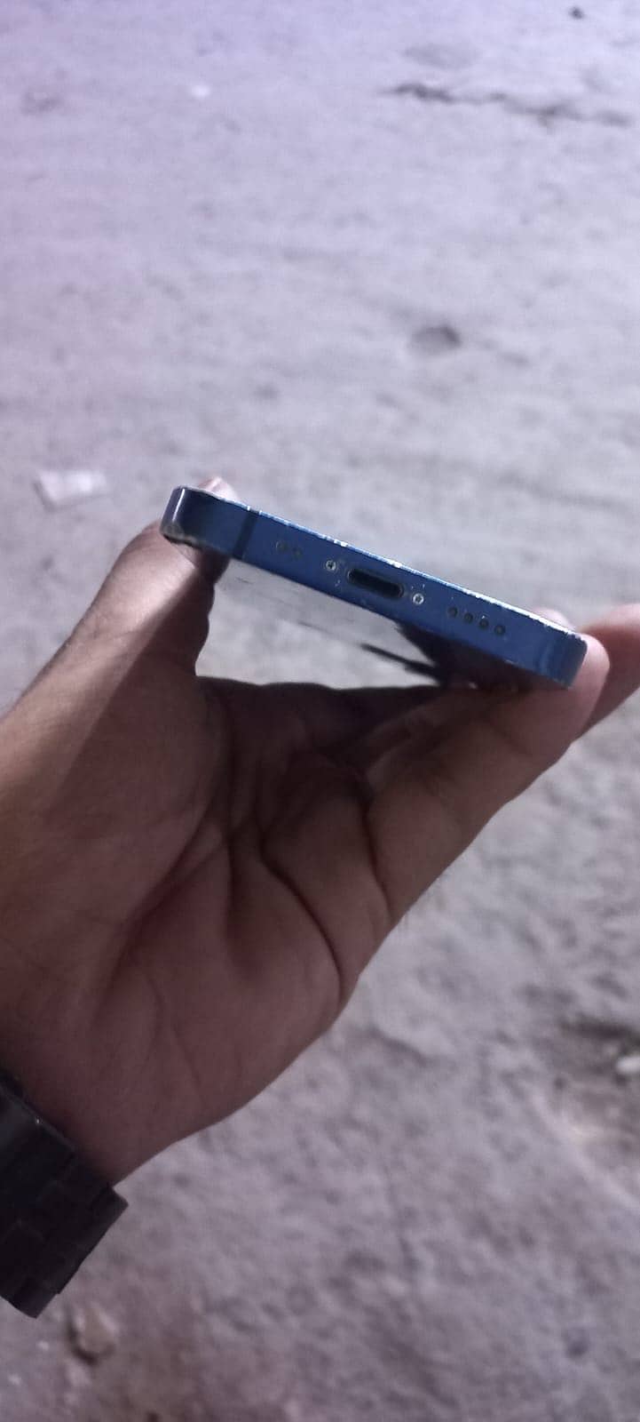 Apple iPhone 12 mini 0