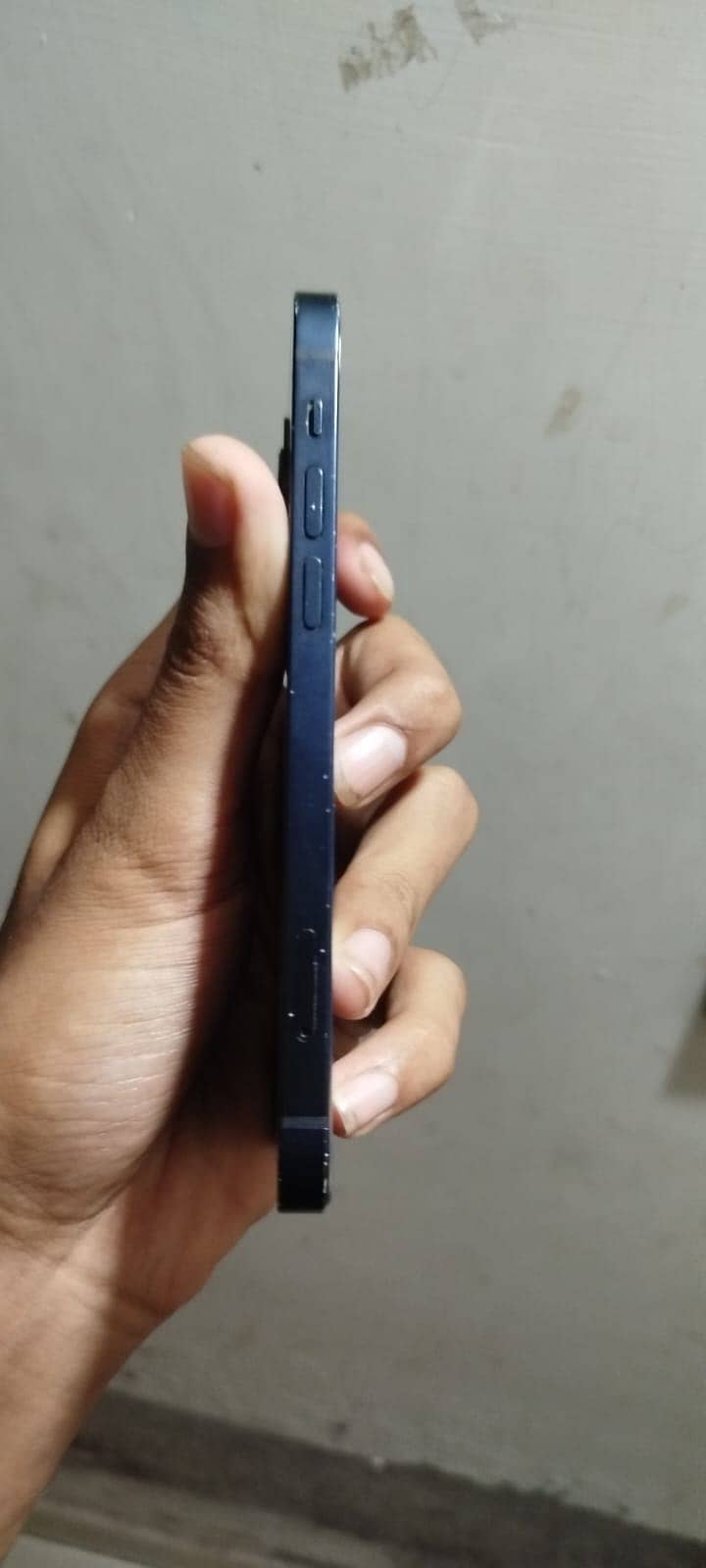 Apple iPhone 12 6