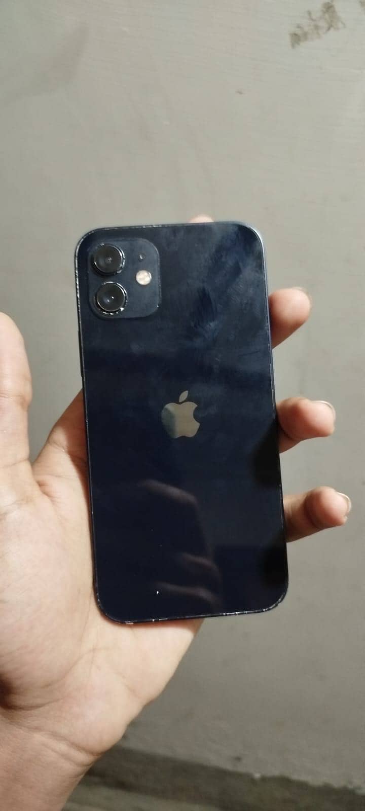 Apple iPhone 12 7