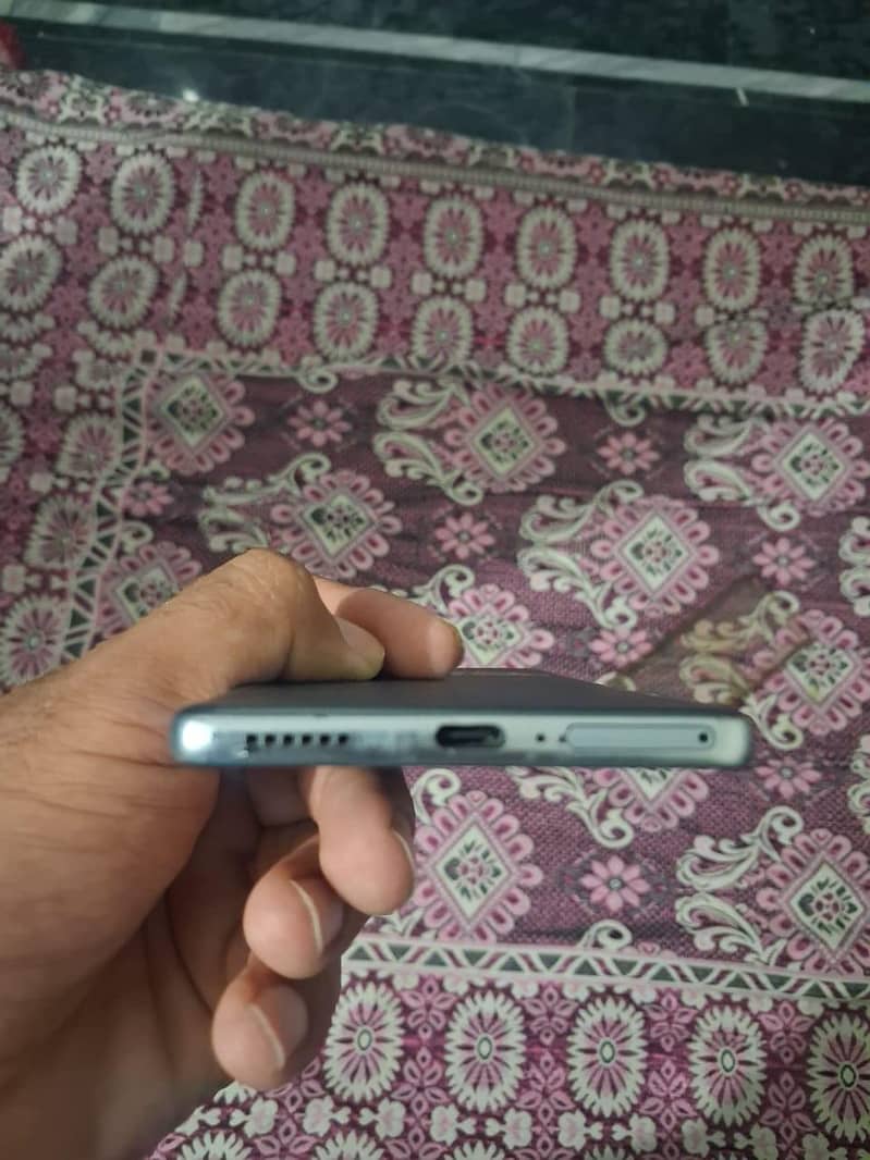 Tecno CAMON 40 2