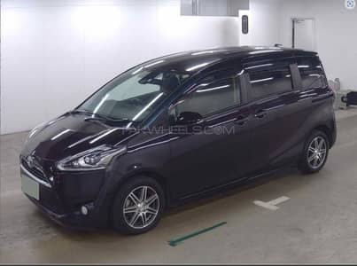 Toyota Sienta 2018