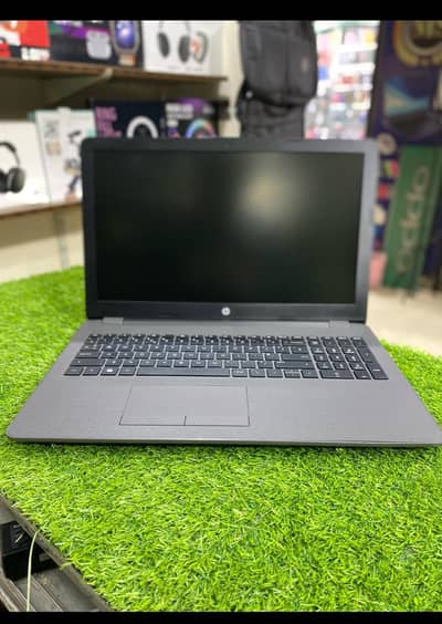 HP ELITEbOOK INTEL 6TH GEN (4GB RAM DDR4) (128GB NVME)