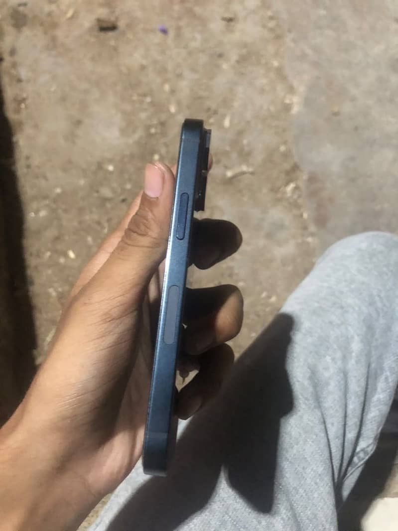 Apple iPhone 13 mini 3