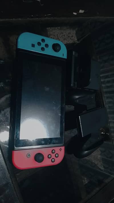 nintendo switch, dock, joy con.