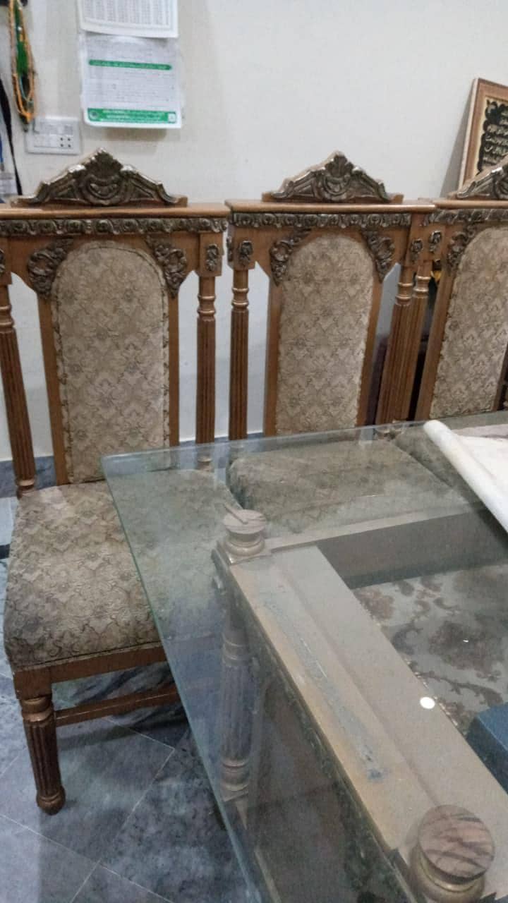 royal dinning table 7