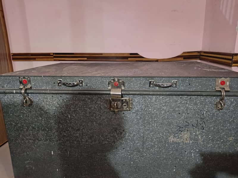 trunk (petti) 2