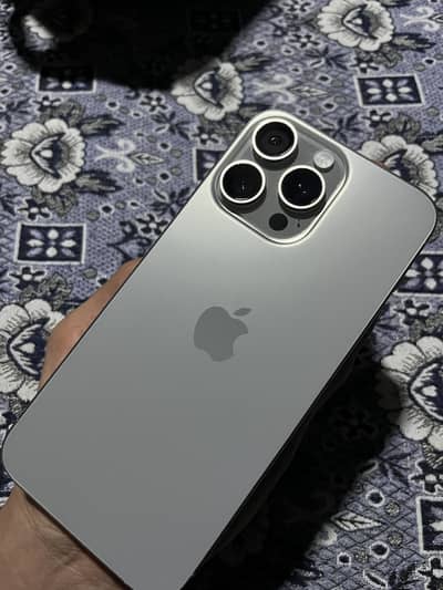 Apple iPhone 15 Pro Max