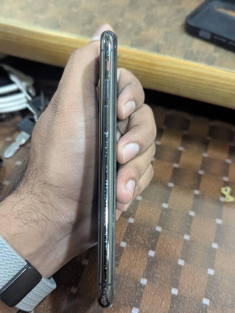 Apple iPhone X 2