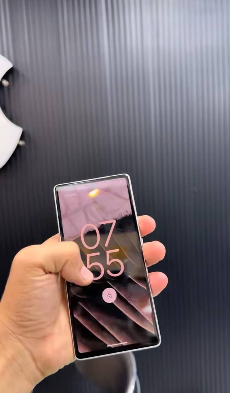 Google Pixel 7a 1
