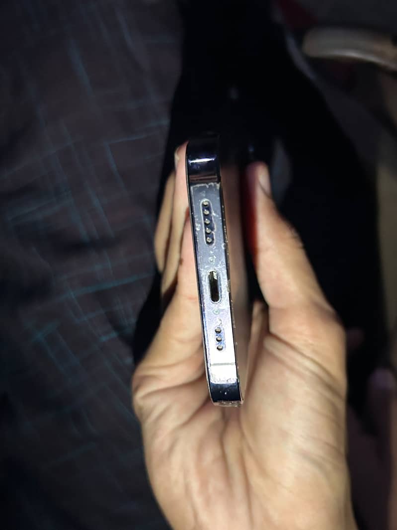 Apple iPhone 14 Pro 0