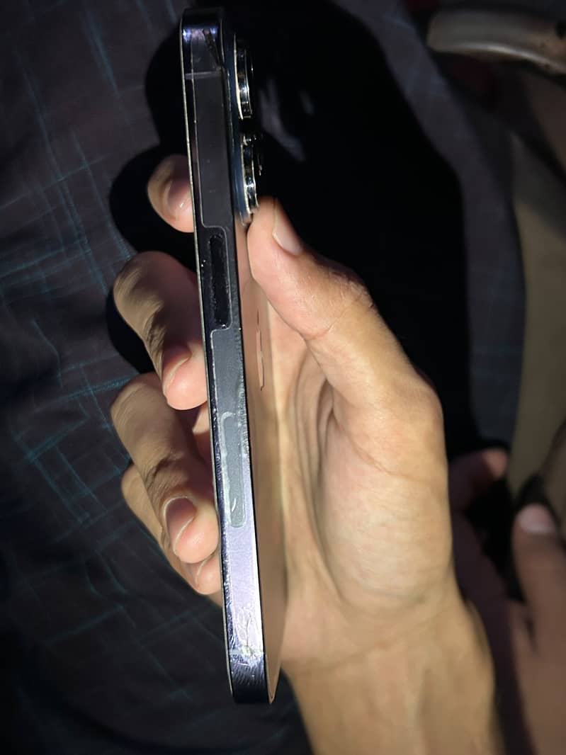 Apple iPhone 14 Pro 1