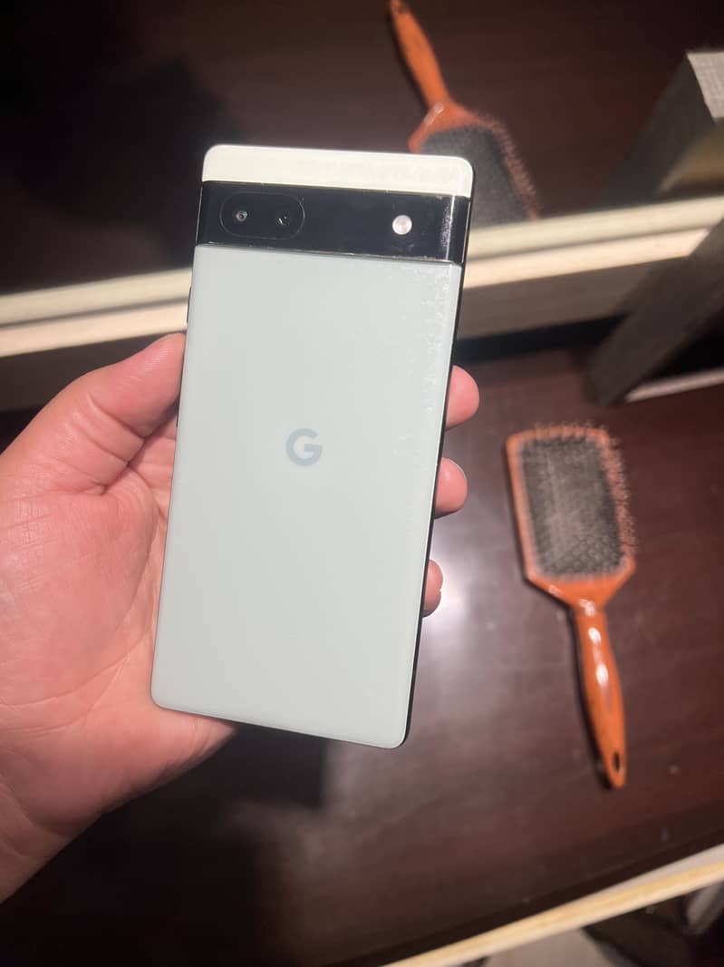 Google Pixel 6a 4