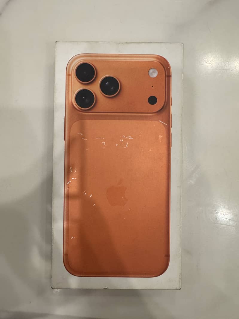 Apple iPhone 17 Pro Max 6