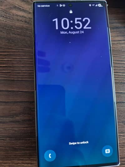 Samsung Mobile S22 Ultra screen glitch when charging or locked