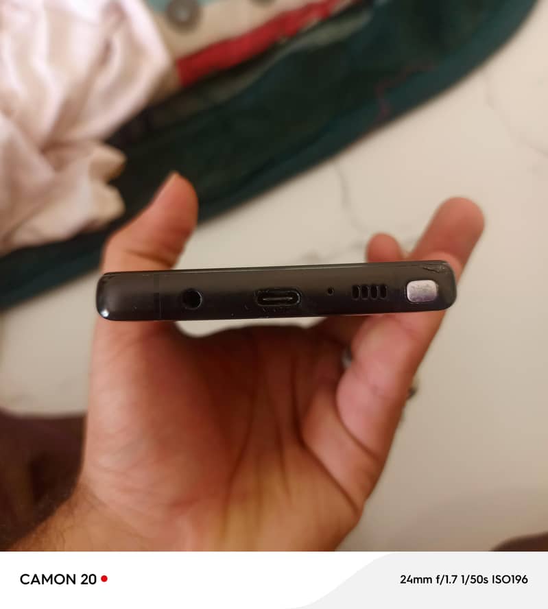 Samsung Mobile Note 9 6