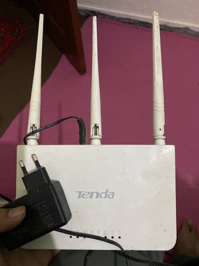 Tenda router
