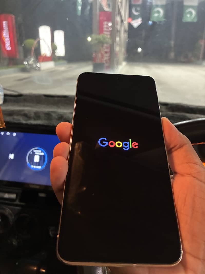 Google Pixel 8 Pro 3