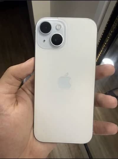 Apple iPhone 15