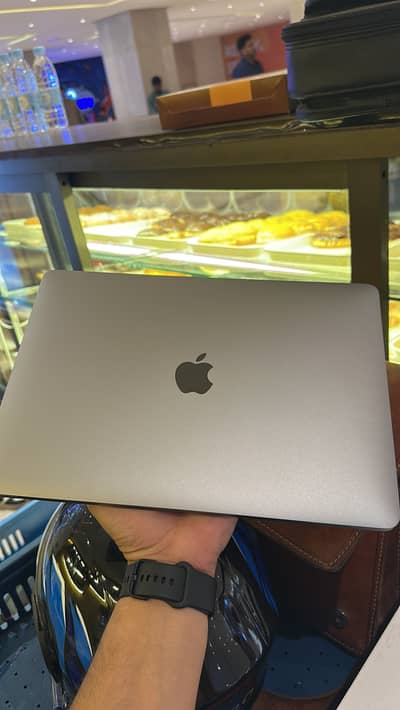 Mac book pro 2020