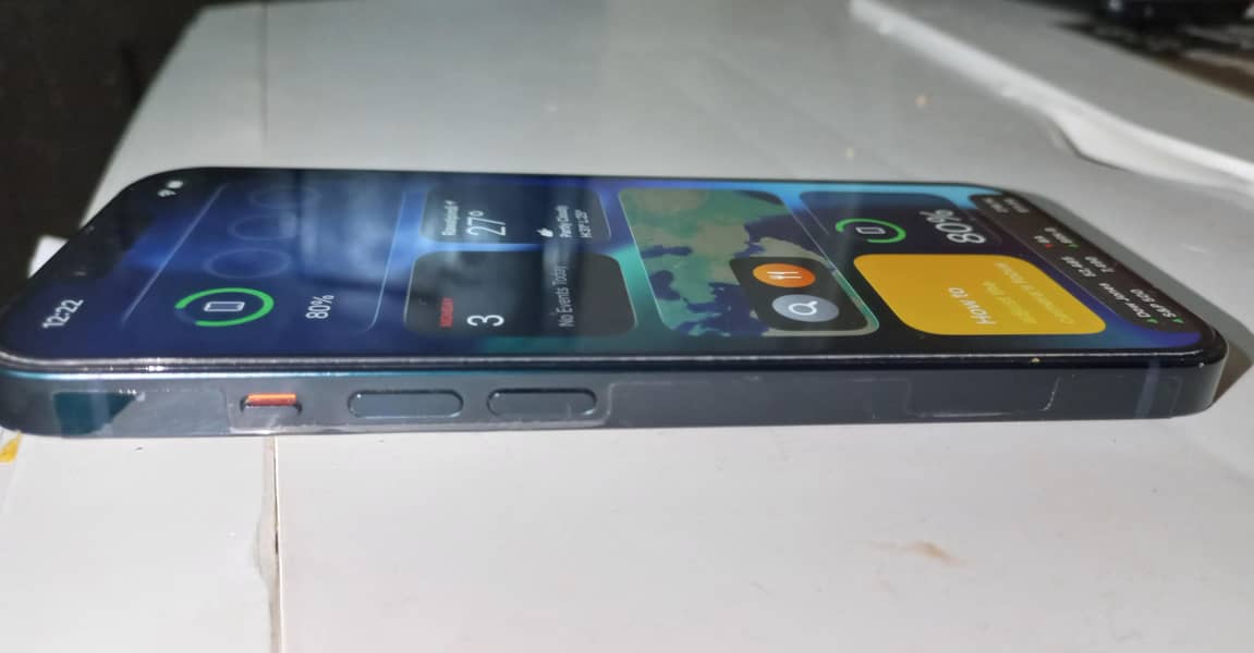 Apple iPhone 14 2