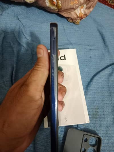 Vivo Y11d (4+4) 128 brand new 1 month use 11 month warranty remaining