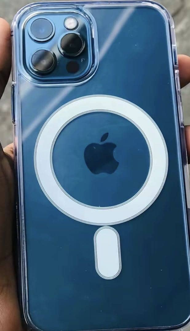 Apple iPhone 12 Pro 1
