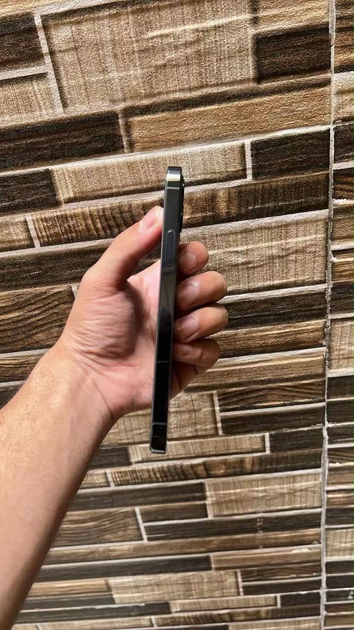 Apple iPhone 12 Pro 4
