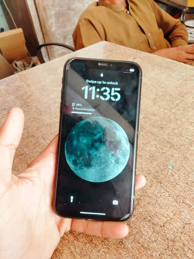 Apple iPhone XR