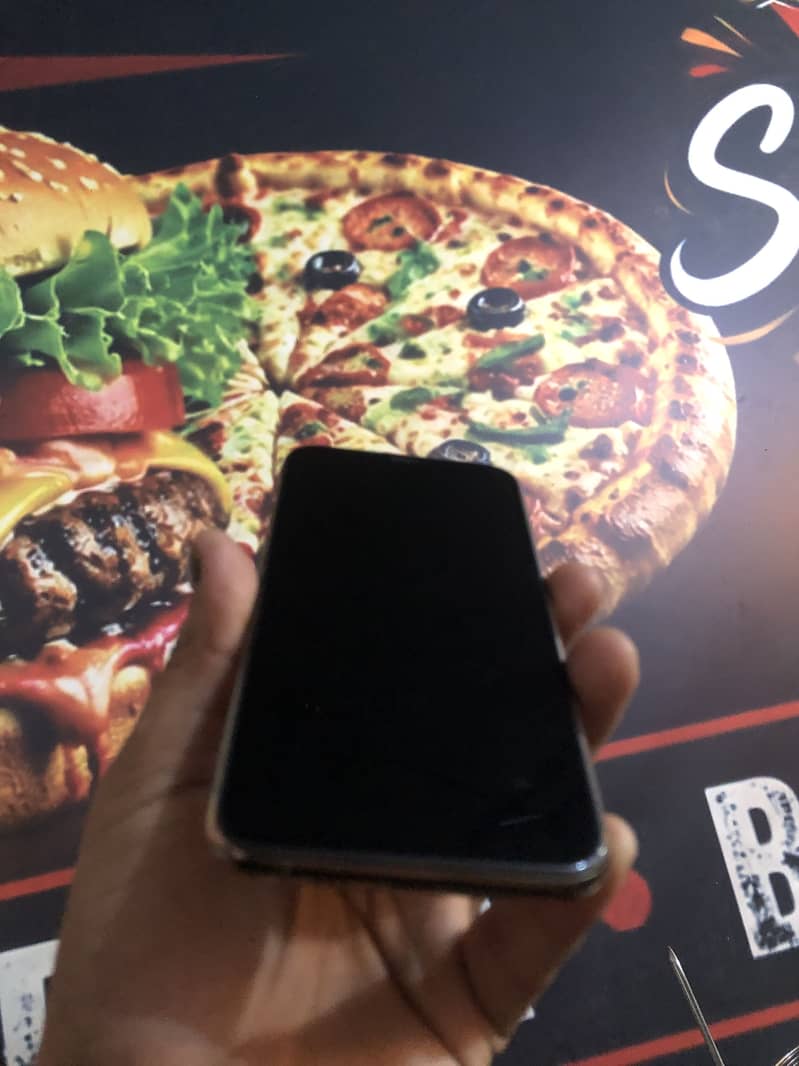 Apple iPhone 11 Pro 3